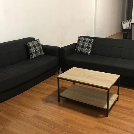 Large And Private Apartment Can Sleep Up To 8 People Comfortably With Direct Nyc Manhattan Train Only 5 Minute Walk Away Elizabeth Eksteriør bilde